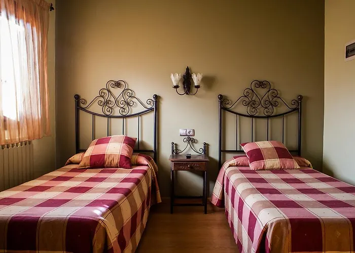 招待所 爱美塔各娜膳食公寓 2*